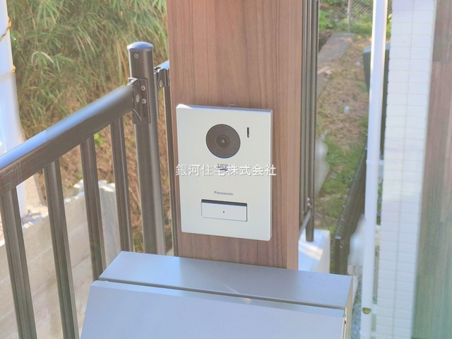 G00336275 神奈川県鎌倉市大町２丁目 新築一戸建て 6180万円 土地面積115.07m² (約34.80坪) 建物面積101.05m² (約30.56坪) 間取り４ＬＤＫ 築年月2024年07月(築１年以内)【外観8】