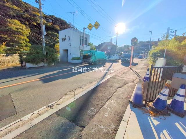 G00336275 神奈川県鎌倉市大町２丁目 新築一戸建て 6180万円 土地面積115.07m² (約34.80坪) 建物面積101.05m² (約30.56坪) 間取り４ＬＤＫ 築年月2024年07月(築１年以内)【外観16】