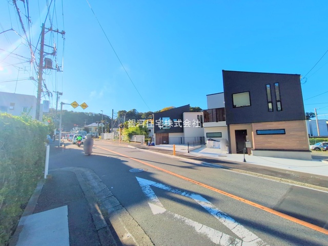 G00336275 神奈川県鎌倉市大町２丁目 新築一戸建て 6180万円 土地面積115.07m² (約34.80坪) 建物面積101.05m² (約30.56坪) 間取り４ＬＤＫ 築年月2024年07月(築１年以内)【外観17】