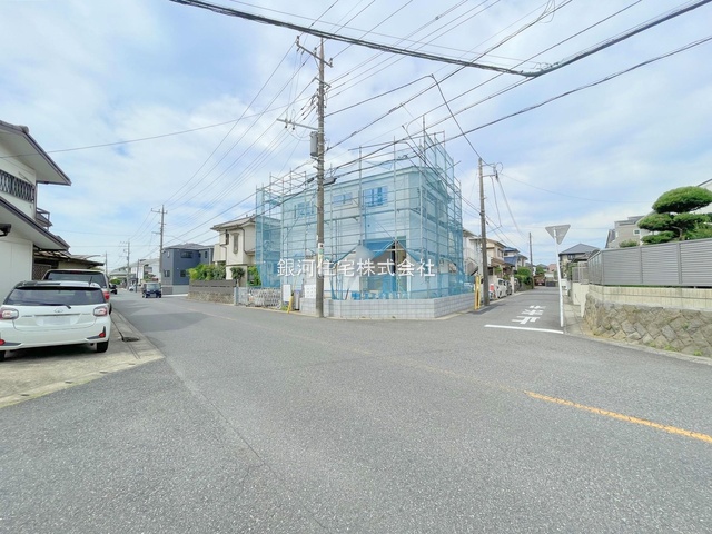 G00343833 千葉県千葉市若葉区小倉台７丁目 新築一戸建て 3380万円 土地面積125.38m² (約37.92坪) 建物面積99.36m² (約30.05坪) 間取り３ＬＤＫ 築年月2024年08月(築１年以内)【外観9】