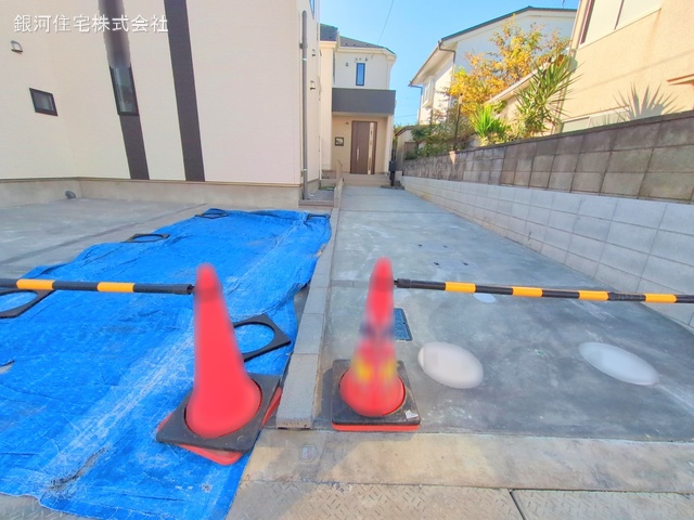 G00351148 千葉県市川市本北方２丁目 新築一戸建て 3790万円 土地面積115.88m² (約35.05坪) 建物面積97.29m² (約29.43坪) 間取り４ＬＤＫ 築年月2024年10月(築１年以内)【外観14】