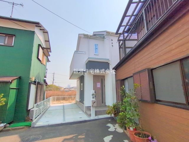 G00354133 神奈川県相模原市南区双葉１丁目 新築一戸建て 2650万円 土地面積81.90m² (約24.77坪) 建物面積81.14m² (約24.54坪) 間取り３ＬＤＫ 築年月2025年03月(築１年以内)【外観2】