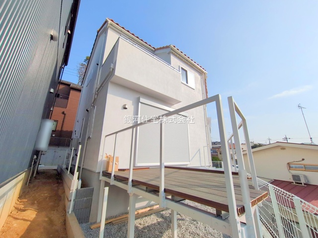 G00357324 東京都町田市相原町 新築一戸建て 4180万円 土地面積142.40m² (約43.07坪) 建物面積100.79m² (約30.48坪) 間取り４ＬＤＫ 築年月2025年03月(築１年以内)【外観15】