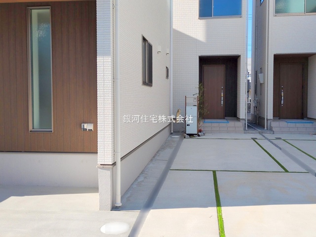 G00357538 千葉県市川市新浜１丁目 中古一戸建て 5490万円 土地面積66.12m² (約20.00坪) 建物面積102.79m² (約31.09坪) 間取り３ＬＤＫ 築年月2024年12月(築1年)【外観6】