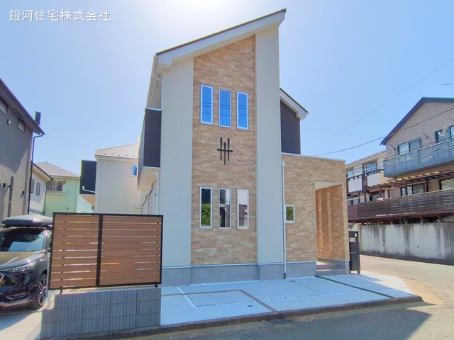 G00358290 神奈川県横浜市青葉区あかね台１丁目 新築一戸建て 6880万円 土地面積146.91m² (約44.44坪) 建物面積101.14m² (約30.59坪) 間取り４ＬＤＫ 築年月2025年04月(築１年以内)【外観2】