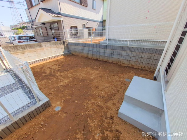 G00358290 神奈川県横浜市青葉区あかね台１丁目 新築一戸建て 6880万円 土地面積146.91m² (約44.44坪) 建物面積101.14m² (約30.59坪) 間取り４ＬＤＫ 築年月2025年04月(築１年以内)【外観11】