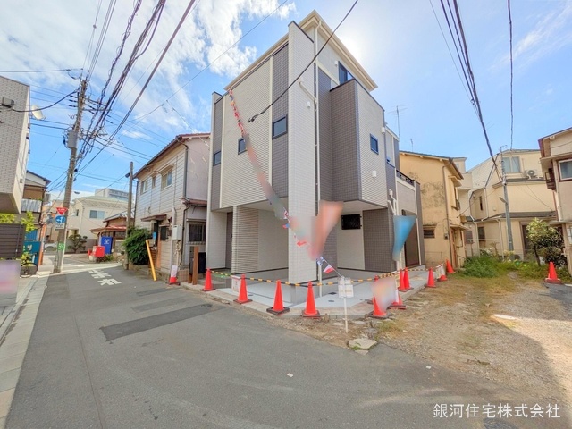 G00359266 東京都北区神谷３丁目 新築一戸建て 8280万円 土地面積71.37m² (約21.58坪) 建物面積115.37m² (約34.89坪) 間取り４ＬＤＫ 築年月2024年10月(築１年以内)【外観3】