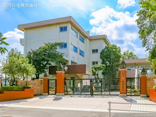 G00359674 埼玉県さいたま市南区根岸３丁目 土地(建築条件付土地) 4980万円 土地面積77.66m² (約23.49坪)【周辺環境】さいたま市立南浦和中学校