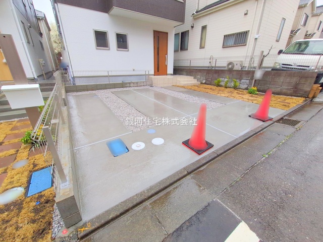 G00360404 東京都八王子市鑓水２丁目 新築一戸建て 3699万円 土地面積125.08m² (約37.83坪) 建物面積99.36m² (約30.05坪) 間取り４ＬＤＫ 築年月2025年03月(築１年以内)【外観6】