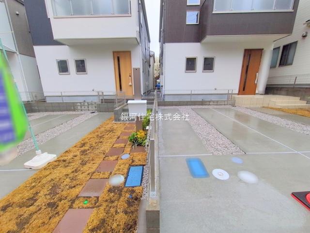 G00360404 東京都八王子市鑓水２丁目 新築一戸建て 3699万円 土地面積125.08m² (約37.83坪) 建物面積99.36m² (約30.05坪) 間取り４ＬＤＫ 築年月2025年03月(築１年以内)【外観7】