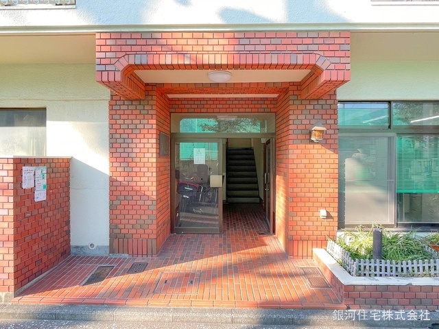 G00360564 神奈川県横浜市神奈川区平川町 中古マンション 6780万円 専有面積79.60m² (約24.07坪) 間取り２ＬＤＫ 所在階1階 築年月1982年01月(築43年)【外観3】