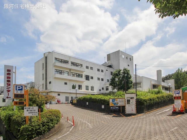 G00360597 東京都多摩市連光寺６丁目 新築一戸建て 5280万円 土地面積146.85m² (約44.42坪) 建物面積104.54m² (約31.62坪) 間取り３ＬＤＫ 築年月2024年09月(築１年以内)【周辺環境】多摩永山病院