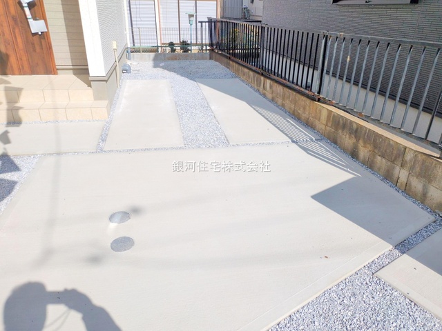 G00360602 埼玉県上尾市大字瓦葺 新築一戸建て 2790万円 土地面積124.06m² (約37.52坪) 建物面積98.33m² (約29.74坪) 間取り４ＬＤＫ 築年月2025年02月(築１年以内)【外観4】