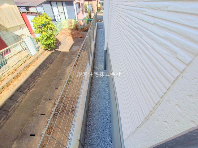 G00360602 埼玉県上尾市大字瓦葺 新築一戸建て 2790万円 土地面積124.06m² (約37.52坪) 建物面積98.33m² (約29.74坪) 間取り４ＬＤＫ 築年月2025年02月(築１年以内)【外観10】