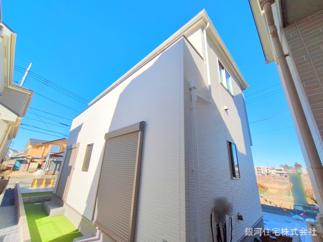 G00361655 埼玉県上尾市大字小敷谷 新築一戸建て 2490万円 土地面積110.01m² (約33.27坪) 建物面積96.05m² (約29.05坪) 間取り４ＬＤＫ 築年月2025年02月(築１年以内)【外観13】