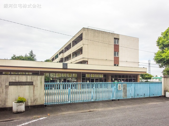 G00361655 埼玉県上尾市大字小敷谷 新築一戸建て 2490万円 土地面積110.01m² (約33.27坪) 建物面積96.05m² (約29.05坪) 間取り４ＬＤＫ 築年月2025年02月(築１年以内)【周辺環境】上尾市立平方北小学校