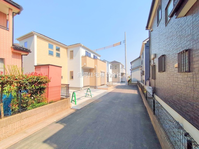 G00363899 埼玉県上尾市大字瓦葺 新築一戸建て 3199万円 土地面積120.11m² (約36.33坪) 建物面積95.22m² (約28.80坪) 間取り４ＬＤＫ 築年月2025年03月(築１年以内)【外観6】