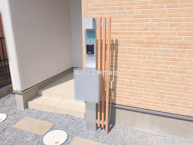 G00363899 埼玉県上尾市大字瓦葺 新築一戸建て 3199万円 土地面積120.11m² (約36.33坪) 建物面積95.22m² (約28.80坪) 間取り４ＬＤＫ 築年月2025年03月(築１年以内)【外観8】