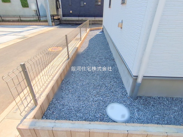 G00363899 埼玉県上尾市大字瓦葺 新築一戸建て 3199万円 土地面積120.11m² (約36.33坪) 建物面積95.22m² (約28.80坪) 間取り４ＬＤＫ 築年月2025年03月(築１年以内)【外観10】