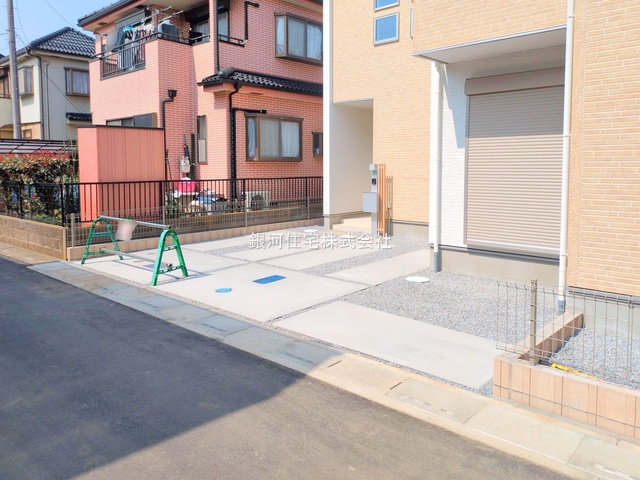 G00363899 埼玉県上尾市大字瓦葺 新築一戸建て 3199万円 土地面積120.11m² (約36.33坪) 建物面積95.22m² (約28.80坪) 間取り４ＬＤＫ 築年月2025年03月(築１年以内)【外観17】
