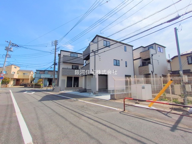 G00364088 千葉県市川市大和田４丁目 新築一戸建て 4590万円 土地面積64.56m² (約19.52坪) 建物面積102.87m² (約31.11坪) 築年月2025年04月(築１年以内)【外観13】