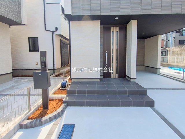 G00364088 千葉県市川市大和田４丁目 新築一戸建て 4590万円 土地面積64.56m² (約19.52坪) 建物面積102.87m² (約31.11坪) 築年月2025年04月(築１年以内)【外観17】