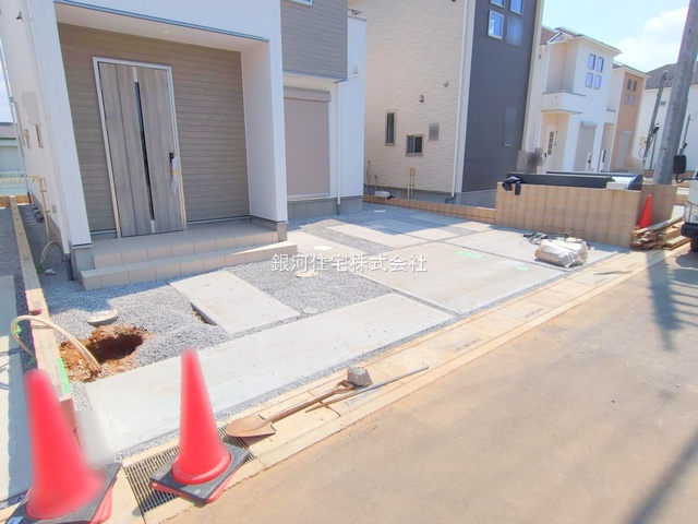 G00366869 埼玉県上尾市大字瓦葺 新築一戸建て 3199万円 土地面積122.66m² (約37.10坪) 建物面積99.37m² (約30.05坪) 間取り４ＬＤＫ 築年月2025年04月(築１年以内)【外観16】