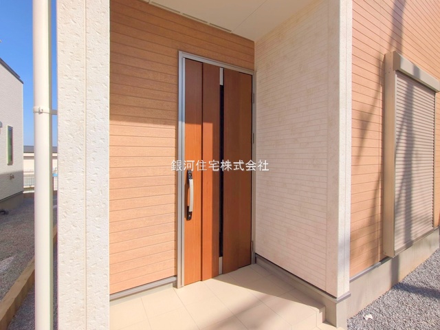 G00366872 埼玉県上尾市大字瓦葺 新築一戸建て 3399万円 土地面積144.51m² (約43.71坪) 建物面積98.53m² (約29.80坪) 間取り４ＬＤＫ 築年月2025年04月(築１年以内)【外観7】