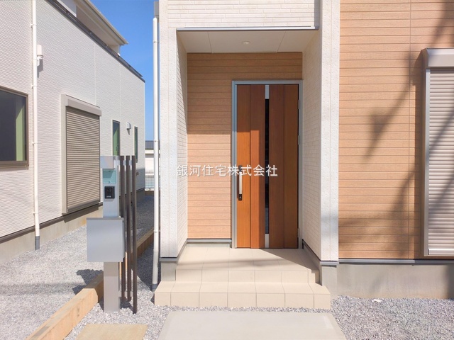 G00366872 埼玉県上尾市大字瓦葺 新築一戸建て 3399万円 土地面積144.51m² (約43.71坪) 建物面積98.53m² (約29.80坪) 間取り４ＬＤＫ 築年月2025年04月(築１年以内)【外観9】