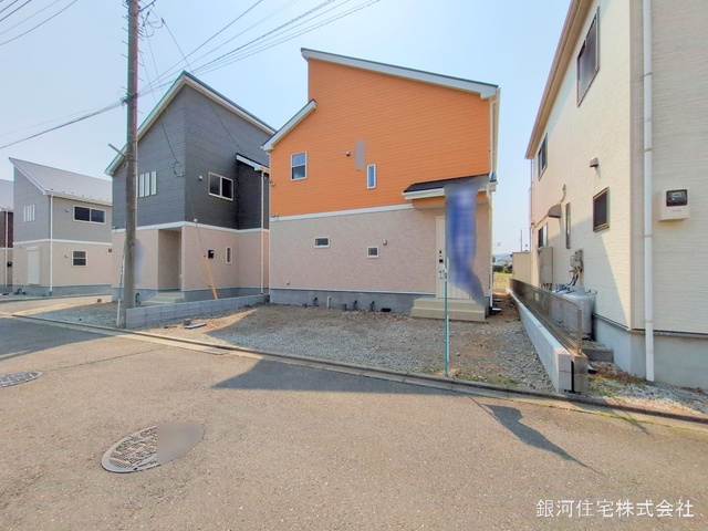 小川