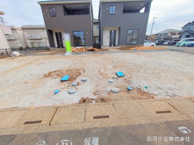 G00367363 埼玉県入間市久保稲荷２丁目 新築一戸建て 3670万円 土地面積165.13m² (約49.95坪) 建物面積95.57m² (約28.90坪) 間取り４ＬＤＫ 築年月2025年04月(築１年以内)【外観6】