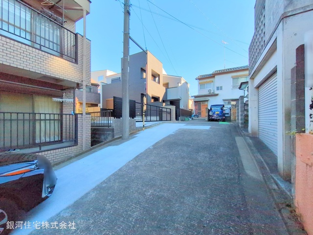 G00367757 東京都羽村市神明台２丁目 新築一戸建て 7990万円 土地面積230.54m² (約69.73坪) 建物面積151.28m² (約45.76坪) 間取り５ＬＤＫ 築年月2024年12月(築１年以内)【外観3】