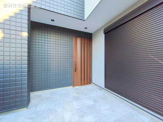 G00367757 東京都羽村市神明台２丁目 新築一戸建て 7990万円 土地面積230.54m² (約69.73坪) 建物面積151.28m² (約45.76坪) 間取り５ＬＤＫ 築年月2024年12月(築１年以内)【外観11】