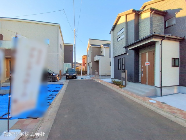 G00367808 東京都青梅市新町１丁目 新築一戸建て 3580万円 土地面積120.44m² (約36.43坪) 建物面積95.52m² (約28.89坪) 間取り４ＬＤＫ 築年月2025年01月(築１年以内)【外観3】