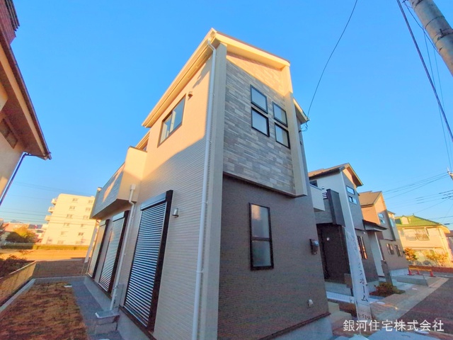 G00367808 東京都青梅市新町１丁目 新築一戸建て 3580万円 土地面積120.44m² (約36.43坪) 建物面積95.52m² (約28.89坪) 間取り４ＬＤＫ 築年月2025年01月(築１年以内)【外観5】
