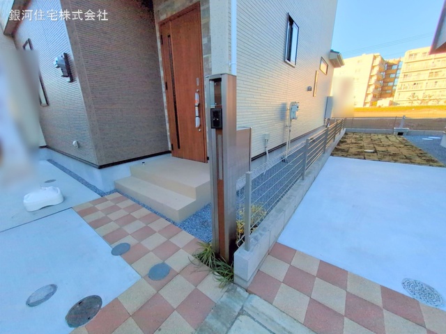 G00367808 東京都青梅市新町１丁目 新築一戸建て 3580万円 土地面積120.44m² (約36.43坪) 建物面積95.52m² (約28.89坪) 間取り４ＬＤＫ 築年月2025年01月(築１年以内)【外観8】