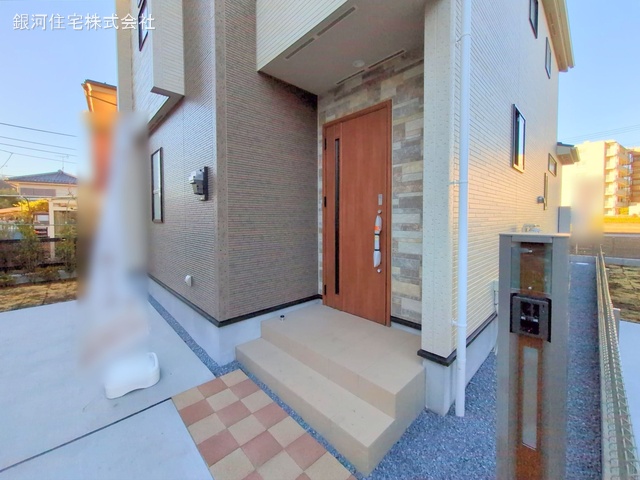 G00367808 東京都青梅市新町１丁目 新築一戸建て 3580万円 土地面積120.44m² (約36.43坪) 建物面積95.52m² (約28.89坪) 間取り４ＬＤＫ 築年月2025年01月(築１年以内)【外観9】