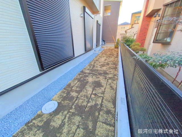 G00367808 東京都青梅市新町１丁目 新築一戸建て 3580万円 土地面積120.44m² (約36.43坪) 建物面積95.52m² (約28.89坪) 間取り４ＬＤＫ 築年月2025年01月(築１年以内)【外観16】