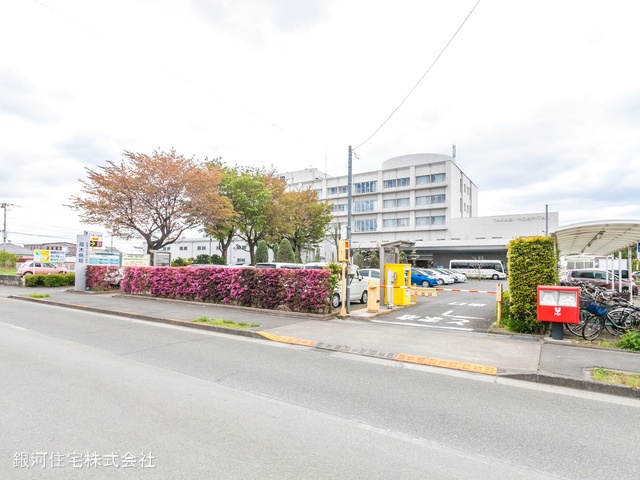 G00367809 東京都青梅市新町１丁目 新築一戸建て 3490万円 土地面積130.83m² (約39.57坪) 建物面積99.57m² (約30.11坪) 間取り３ＬＤＫ 築年月2025年01月(築１年以内)【周辺環境】高木病院