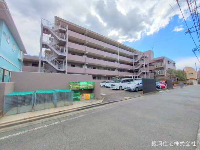 G00367851 東京都多摩市関戸４丁目 中古マンション 4799万円 専有面積71.04m² (約21.48坪) 間取り３ＬＤＫ 所在階3階 築年月1993年03月(築32年)【外観2】