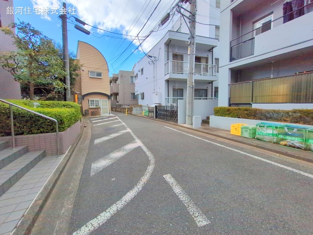 G00367851 東京都多摩市関戸４丁目 中古マンション 4799万円 専有面積71.04m² (約21.48坪) 間取り３ＬＤＫ 所在階3階 築年月1993年03月(築32年)【外観9】