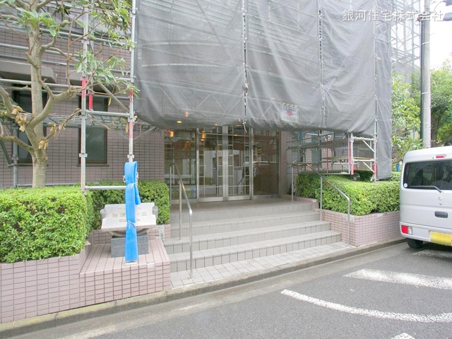 G00367851 東京都多摩市関戸４丁目 中古マンション 4799万円 専有面積71.04m² (約21.48坪) 間取り３ＬＤＫ 所在階3階 築年月1993年03月(築32年)【外観16】