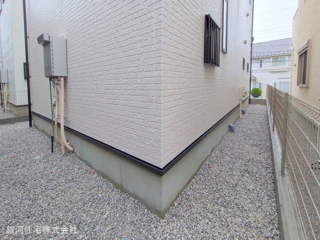 G00367890 神奈川県川崎市麻生区細山４丁目 新築一戸建て 5090万円 土地面積132.98m² (約40.22坪) 建物面積93.15m² (約28.17坪) 間取り４ＬＤＫ 築年月2025年01月(築１年以内)【外観8】