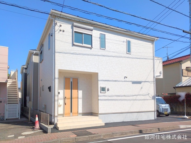 G00367915 神奈川県横浜市瀬谷区三ツ境 新築一戸建て 5380万円 土地面積100.02m² (約30.25坪) 建物面積93.95m² (約28.41坪) 間取り４ＬＤＫ 築年月2025年04月【外観2】