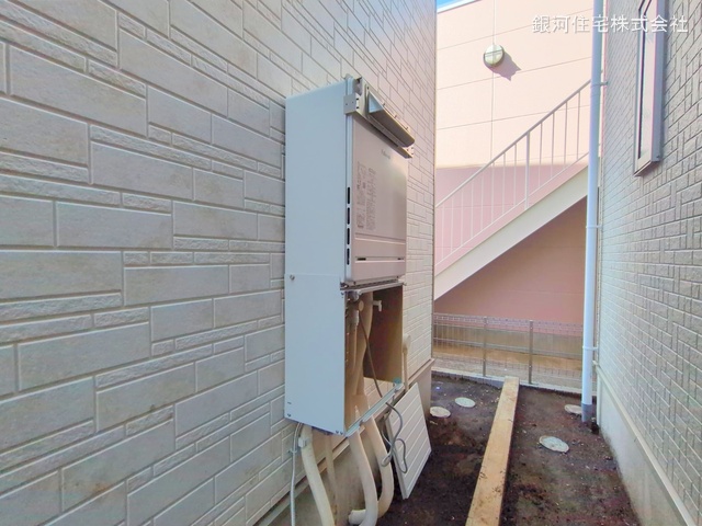 G00367915 神奈川県横浜市瀬谷区三ツ境 新築一戸建て 5380万円 土地面積100.02m² (約30.25坪) 建物面積93.95m² (約28.41坪) 間取り４ＬＤＫ 築年月2025年04月【外観8】