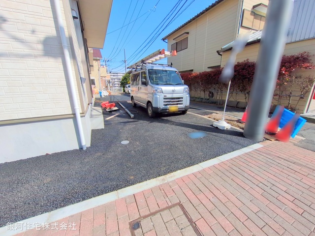 G00367915 神奈川県横浜市瀬谷区三ツ境 新築一戸建て 5380万円 土地面積100.02m² (約30.25坪) 建物面積93.95m² (約28.41坪) 間取り４ＬＤＫ 築年月2025年04月【外観17】