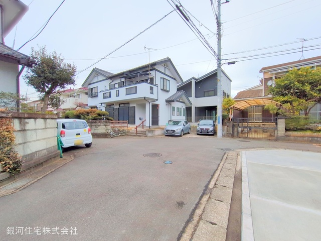 G00367938 神奈川県横浜市瀬谷区宮沢２丁目 新築一戸建て 5199万円 土地面積133.84m² (約40.48坪) 建物面積109.30m² (約33.06坪) 間取り４ＬＤＫ 築年月2025年02月(築１年以内)【外観12】
