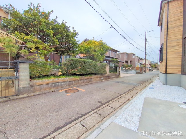 G00367938 神奈川県横浜市瀬谷区宮沢２丁目 新築一戸建て 5199万円 土地面積133.84m² (約40.48坪) 建物面積109.30m² (約33.06坪) 間取り４ＬＤＫ 築年月2025年02月(築１年以内)【外観13】