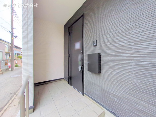 G00367938 神奈川県横浜市瀬谷区宮沢２丁目 新築一戸建て 5199万円 土地面積133.84m² (約40.48坪) 建物面積109.30m² (約33.06坪) 間取り４ＬＤＫ 築年月2025年02月(築１年以内)【外観18】