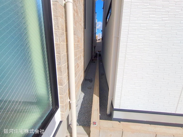 G00367942 東京都江戸川区松島１丁目 新築一戸建て 5980万円 土地面積101.00m² (約30.55坪) 建物面積94.60m² (約28.61坪) 間取り４ＳＬＤＫ 築年月2025年01月(築１年以内)【外観6】